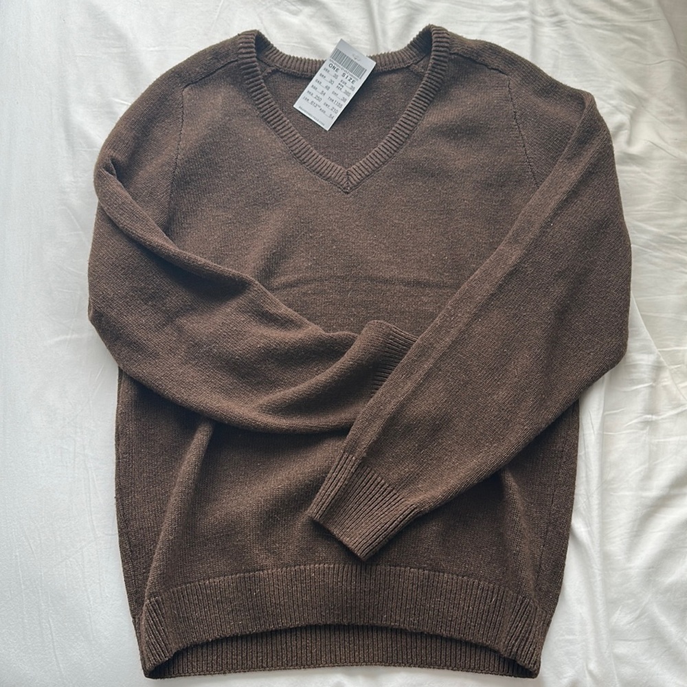 Brandy Melville sweater